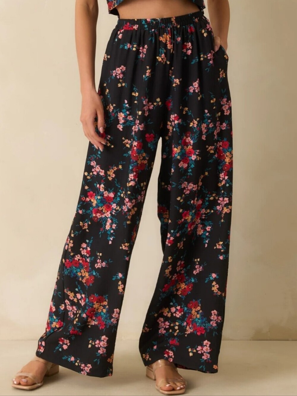 NWT Hollister Black Floral Sheer Wide Leg Pants Size Small